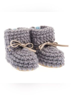 NWT Beba Bean Baby Grey 100% Wool Knit Sweater Moccs Size 6-12 Month